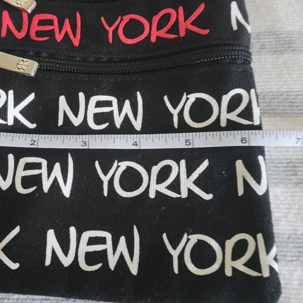 Robin Ruth New York Crossbody - Picture 7 of 8